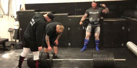 Hafthor Bjornsson Deadlifts 440kg
